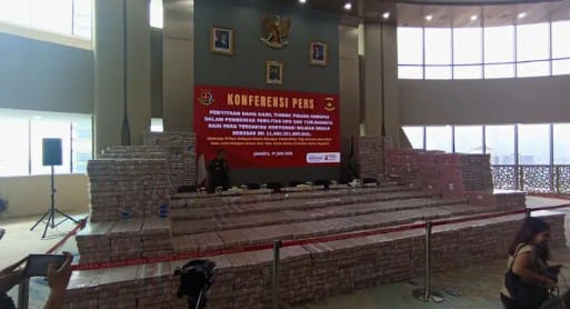 Dapur Kotor Sang Raja Sawit: Triliunan Rupiah di Balik Krisis Minyak Goreng