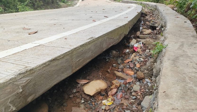 Anggaran Jalan Rp14 Miliar, Beton Hanya 3 Kilometer