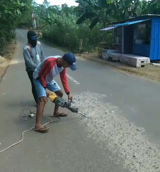 Pabrik Cor Beton Dikeluhkan, Pengelola Minta Maaf