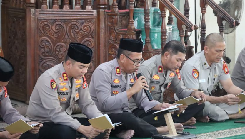 Polres Maros Ajak Personel dan Masyarakat Perkuat Persaudaraan Lewat Doa Bersama