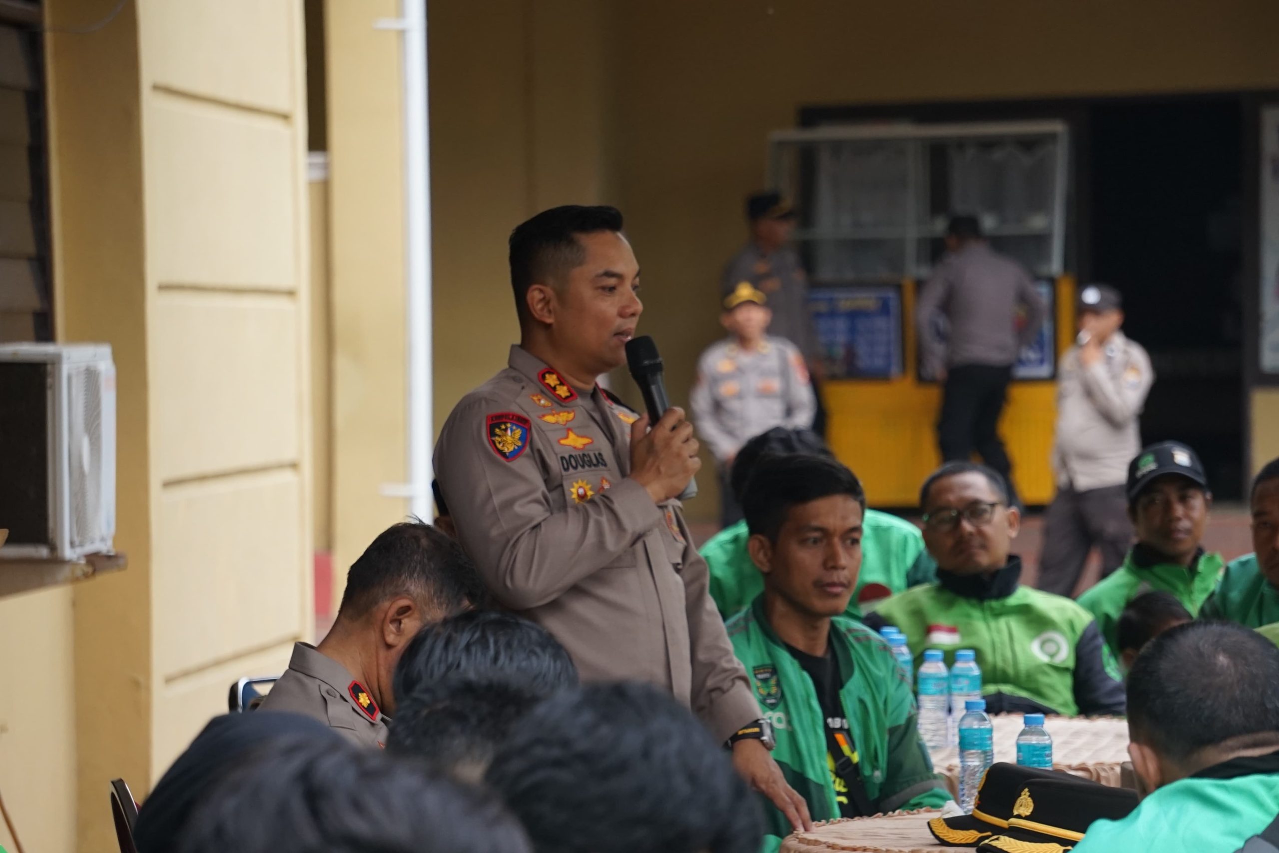 Solidaritas Tanpa Batas, Komunitas Ojol Maros Temui Kapolres dan Doakan Affan Kurniawan