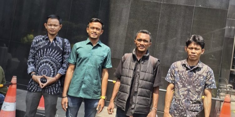 ASPETI LAPORKAN DUGAAN KORUPSI DAN PELANGGARAN LINGKUNGAN PT QMB KE KPK