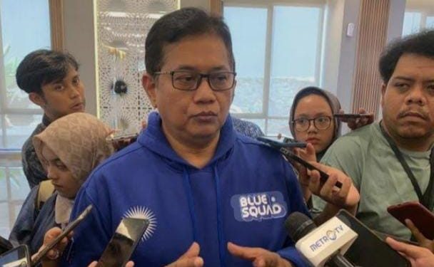 WAMEN TRANSMIGRASI VIVA YOGA MULYADI: GURU ADALAH PENJAGA KEHORMATAN BANGSA DAN NEGARA