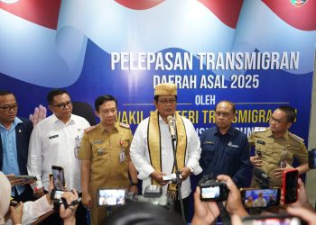 LAMPUNG LEPAS 45 KEPALA KELUARGA TRANSMIGRAN, VIVA YOGA TEKANKAN PARADIGMA BARU KESEJAHTERAAN
