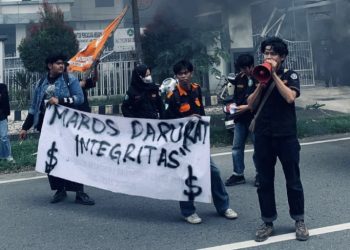 HPPMI MAROS KOMISARIAT UNM GELAR AKSI DI TIGA TITIK, DESAK PENUNTASAN KASUS MAFIA SOLAR