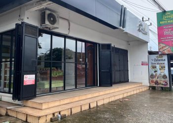 ISTANA ROTI MAROS, LEGENDARI SEJAK 1989 TETAP JADI BURUAN WISATAWAN