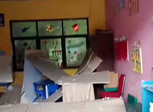 BANGUNAN SEKOLAH AMBRUK, SIAPA BERTANGGUNG JAWAB?