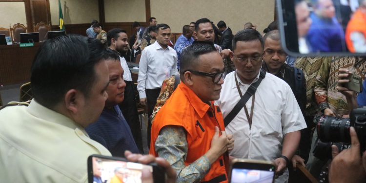 EKS WAMENAKER IMMANUEL EBENEZER DIDAKWA TERIMA GRATIFIKASI RP3 MILIAR DAN MOTOR DUCATI