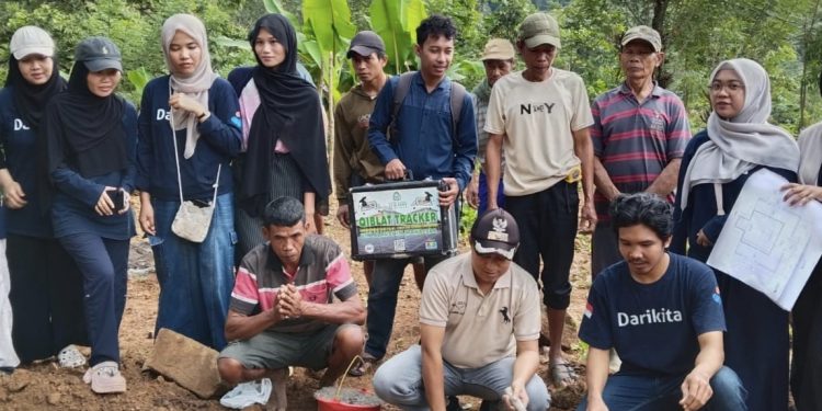 KADES BONTOMANURUNG RESMI LETAKKAN BATU PERTAMA PEMBANGUNAN MASJID AN’NUR KANTISANG