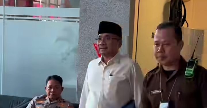 KORUPSI KUOTA HAJI  KPK SERET MANTAN MENAG DAN STAF KHUSUS