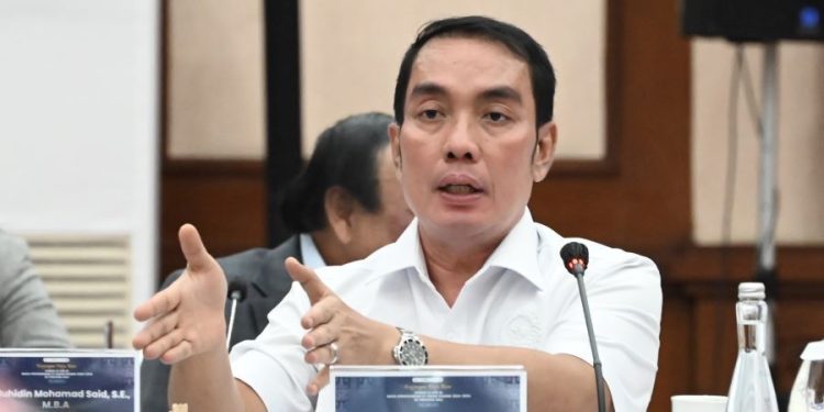 FAUZI AMRO TEGASKAN ANGKUTAN BATUBARA DILARANG MELINTASI JALAN UMUM