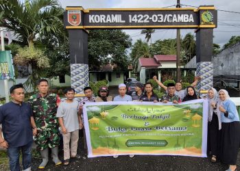 HANGATNYA RAMADAN DI CAMBA, IKA ALUMNI DAN KORAMIL BERBAGI TAKJIL UNTUK WARGA