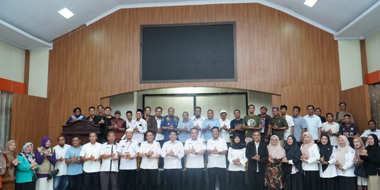 MUETAZIM MANSYUR TEKANKAN DISIPLIN KERJA DAN TRANSPARANSI, ISYARATKAN EVALUASI TEGAS DI INTERNAL KWARCAB MAROS