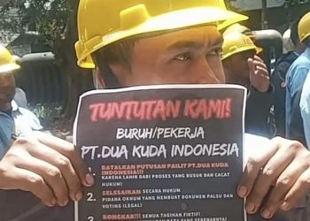 NASIB RIBUAN PEKERJA/BURUH DAN KELUARGANYA TERANCAM PHK MASSAL