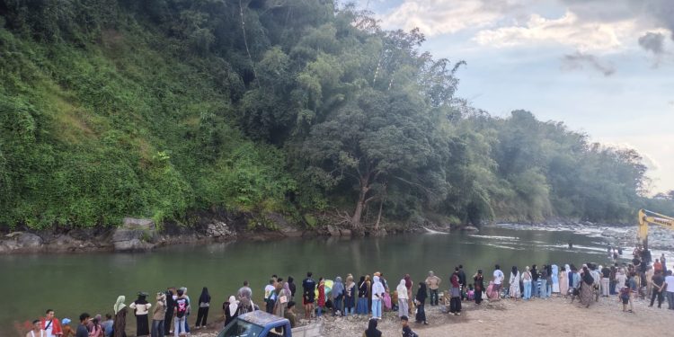 DUA ANAK TERSERET ARUS DI SUNGAI WISATA BOSSOLO, SATU MENINGGAL DUNIA