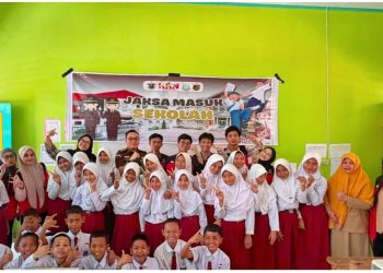 Cegah Pelajar Jadi Korban Kejahatan Digital, KKN-T Hukum Unhas Gandeng Kejari Maros Gelar Program CERDIK