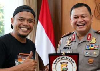 MUTASI KAPOLDA SULSEL, IRJEN DJUHANDHANI DIGANTI IRJEN AWAL CHAIRUDDIN