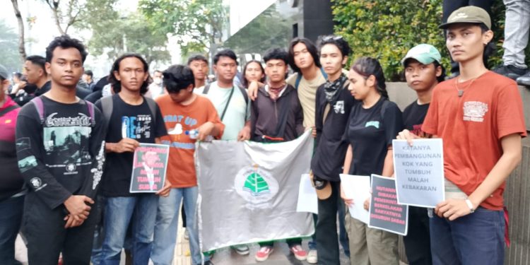 KEBIJAKAN SYLVA DESAK RESET KEHUTANAN, UU LAMA DINILAI GAGAL LINDUNGI HUTAN